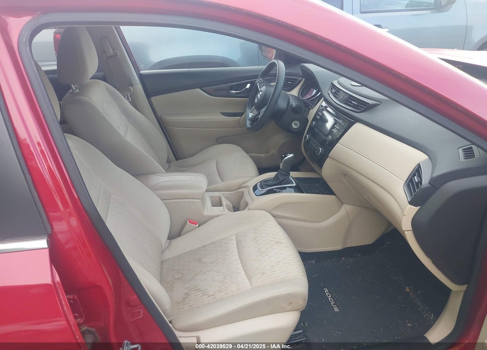 2017 NISSAN ROGUE VIN: JN8AT2MT5HW385967
