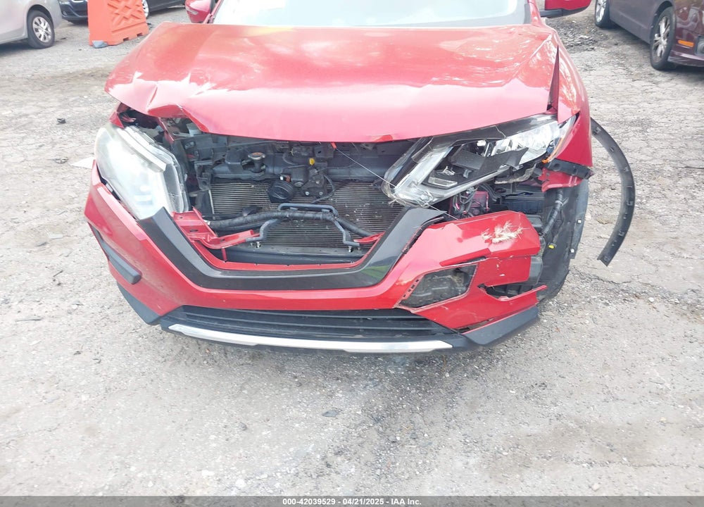 2017 NISSAN ROGUE VIN: JN8AT2MT5HW385967