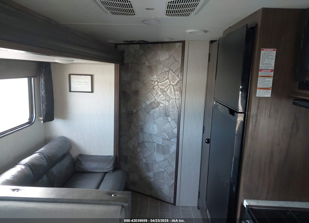2020 FOREST RIVER GREY WOLF ACKT29TE VIN: 4X4TCKE22LX145296