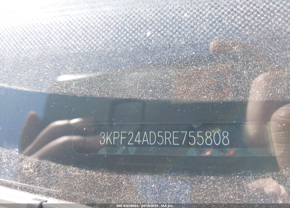 2024 KIA FORTE VIN: 3KPF24AD5RE755808