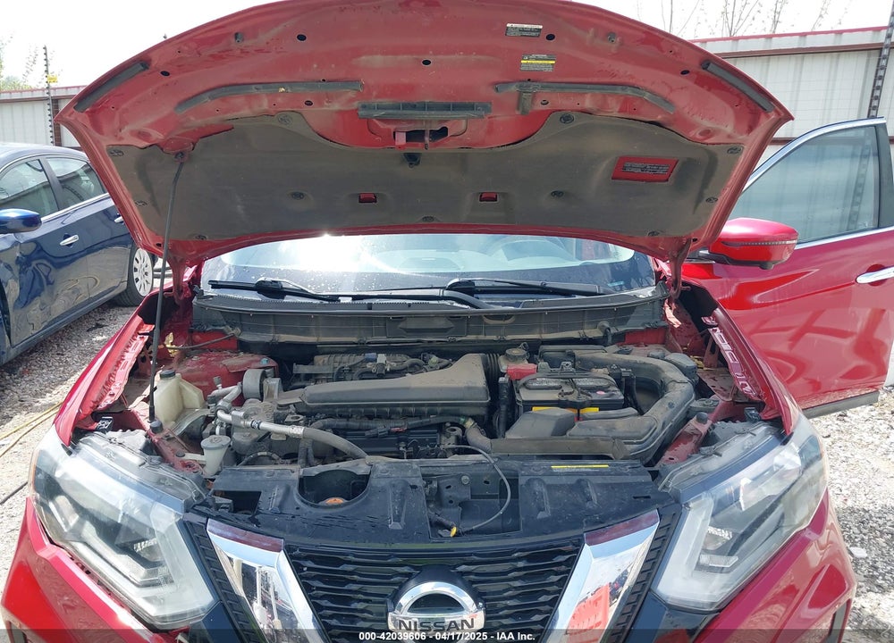2017 NISSAN ROGUE VIN: 5N1AT2MT6HC732148