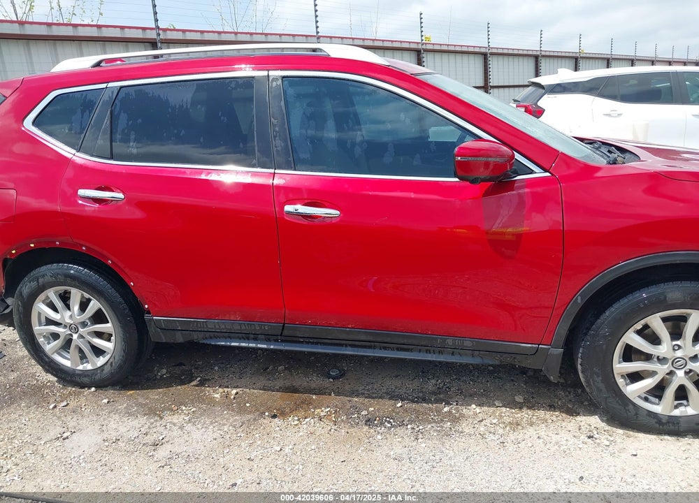 2017 NISSAN ROGUE VIN: 5N1AT2MT6HC732148