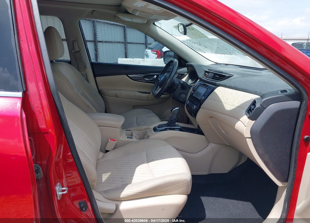 2017 NISSAN ROGUE VIN: 5N1AT2MT6HC732148