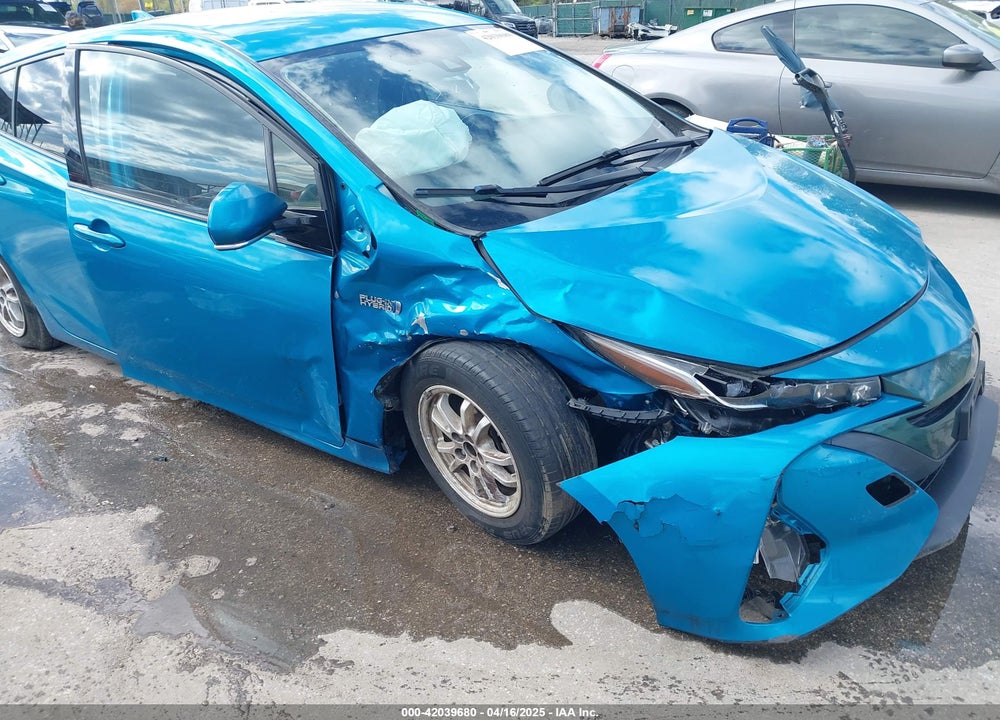 2017 TOYOTA PRIUS PRIME VIN: JTDKARFP0H3052737
