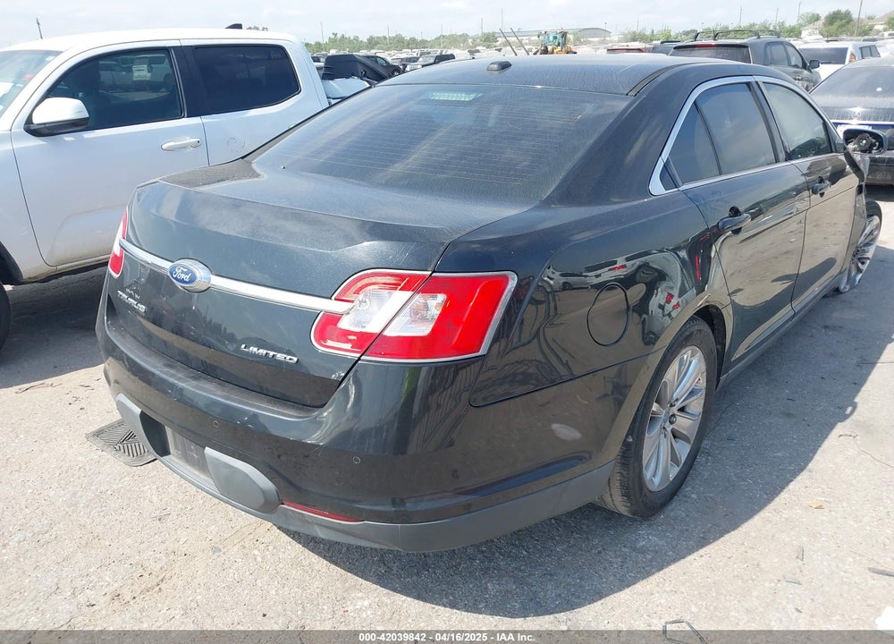 2010 FORD TAURUS VIN: 1FAHP2FW2AG140247