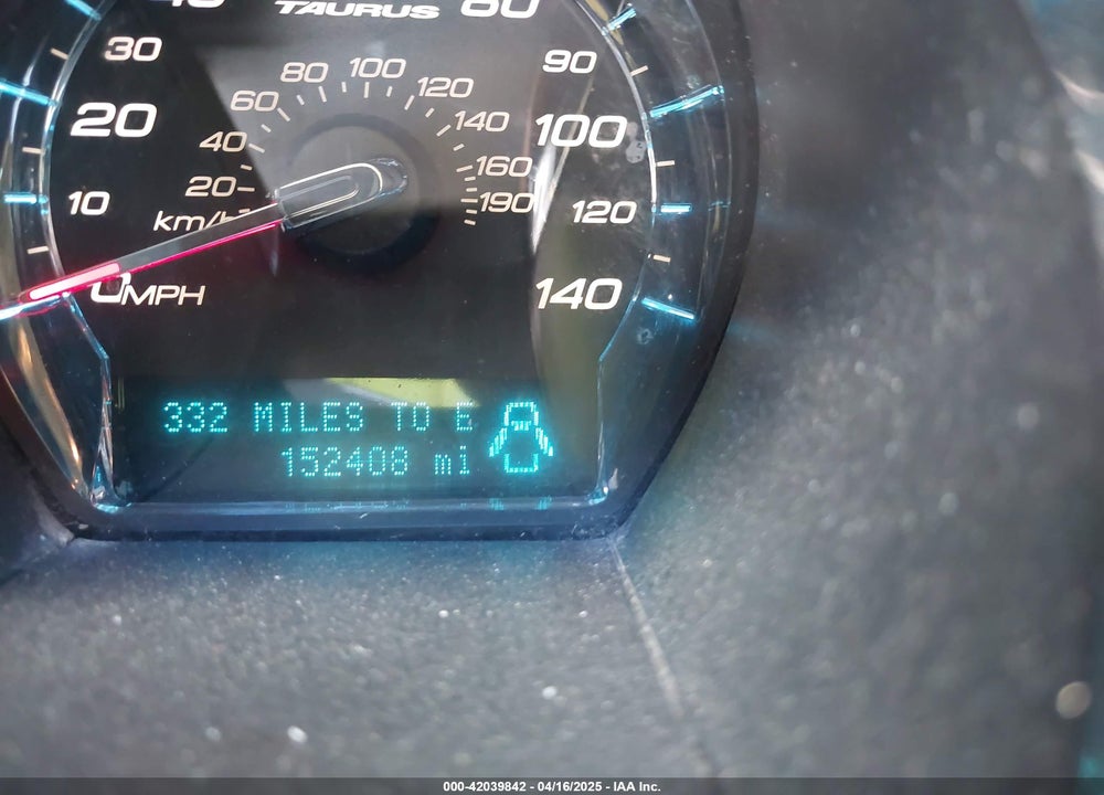 2010 FORD TAURUS VIN: 1FAHP2FW2AG140247