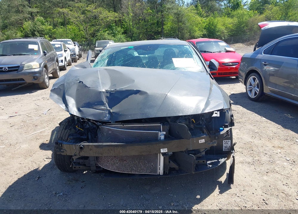 2024 HYUNDAI ELANTRA SEL VIN: KMHLM4DG4RU651049