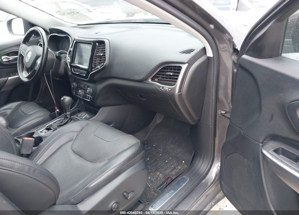 2019 JEEP CHEROKEE LIMITED FWD VIN: 1C4PJLDB4KD479382