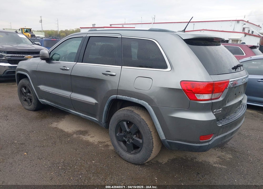 2011 JEEP GRAND CHEROKEE VIN: 1J4RR4GG0BC608989