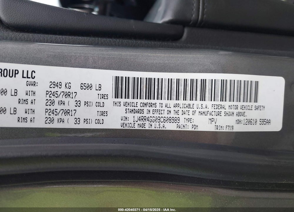 2011 JEEP GRAND CHEROKEE VIN: 1J4RR4GG0BC608989