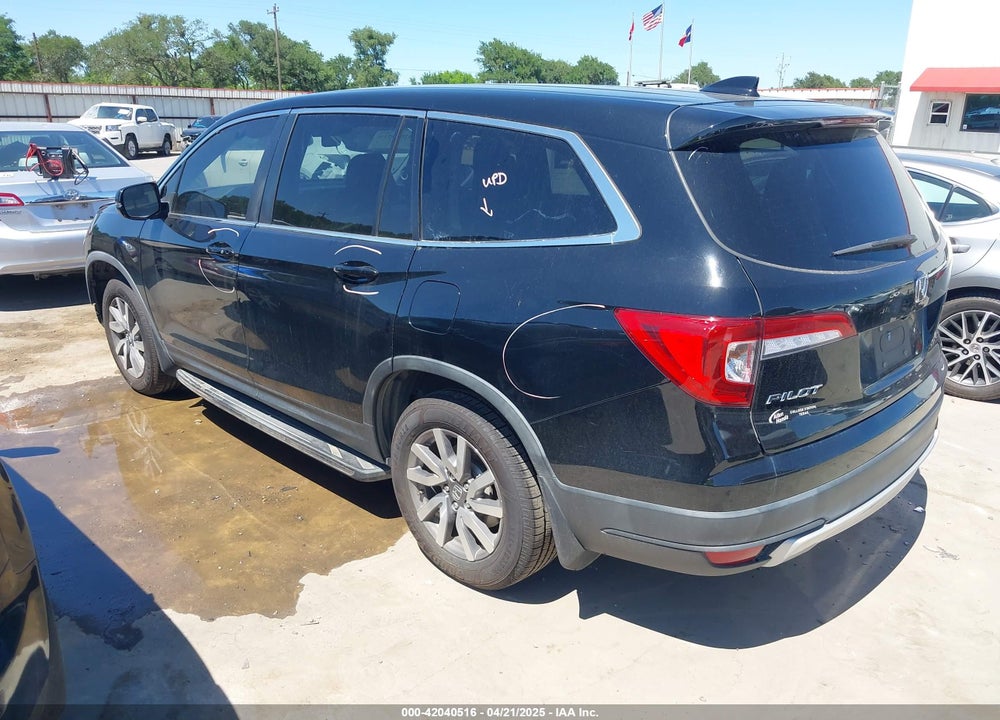 2019 HONDA PILOT VIN: 5FNYF5H56KB042918