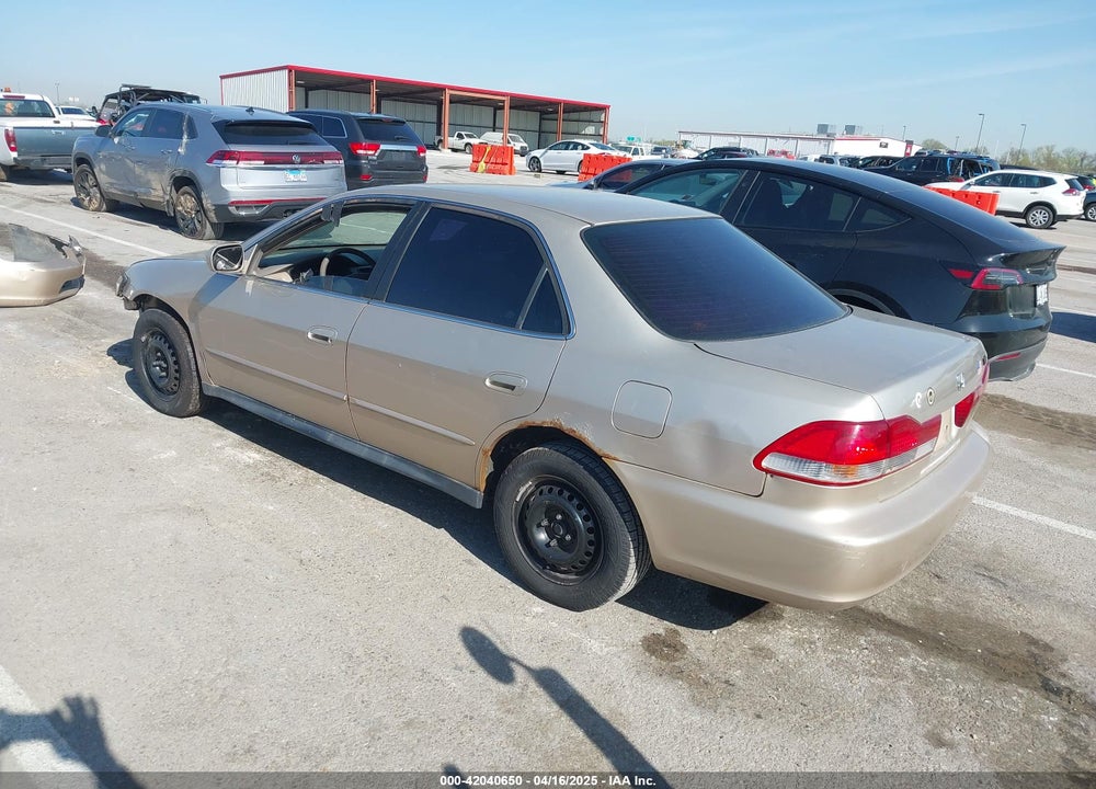 2002 HONDA ACCORD 2.3 LX VIN: 3HGCG56412G702456