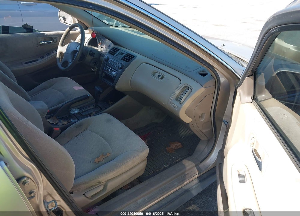 2002 HONDA ACCORD 2.3 LX VIN: 3HGCG56412G702456