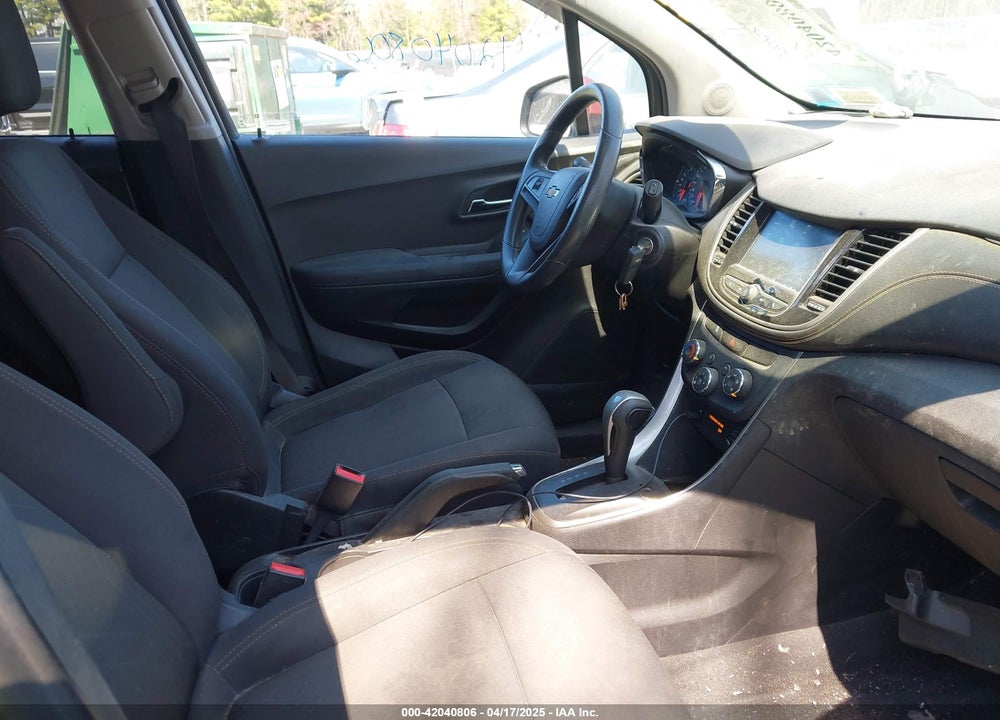 2017 CHEVROLET TRAX VIN: 3GNCJPSB2HL169296