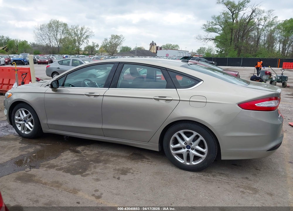 2015 FORD FUSION SE VIN: 3FA6P0H74FR127436