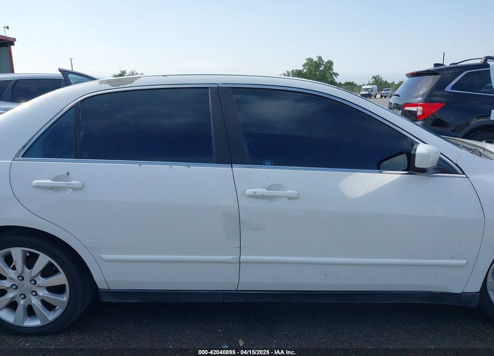 2003 HONDA ACCORD 2.4 LX VIN: 1HGCM56323A074360