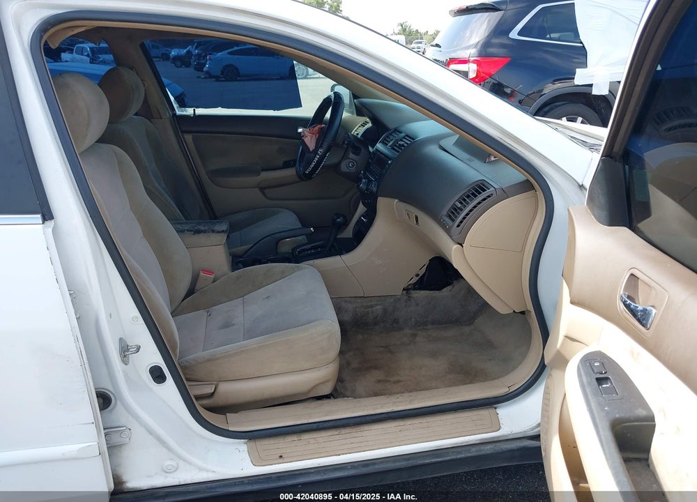 2003 HONDA ACCORD 2.4 LX VIN: 1HGCM56323A074360