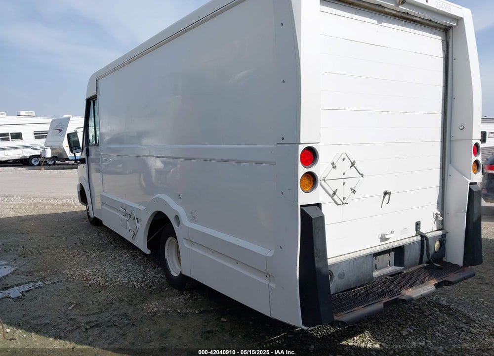 2014 ISUZU COMMERCIAL VAN VIN: JALB4T178E7W00367