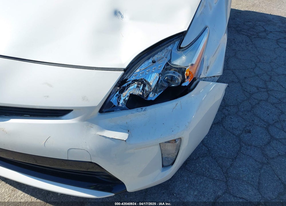 2015 TOYOTA PRIUS VIN: JTDKN3DUXF0395113