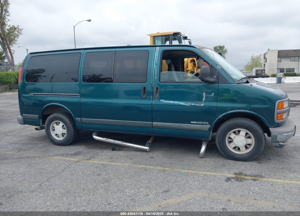 1997 GMC SAVANA STANDARD VIN: 1GKFG15R1V1074164