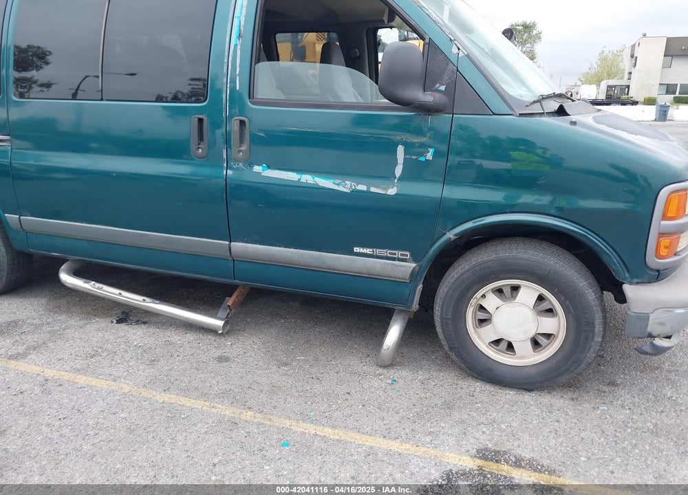 1997 GMC SAVANA STANDARD VIN: 1GKFG15R1V1074164