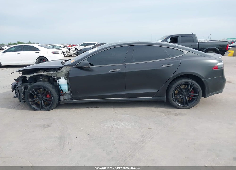 2015 TESLA MODEL S VIN: 5YJSA4H26FFP74220