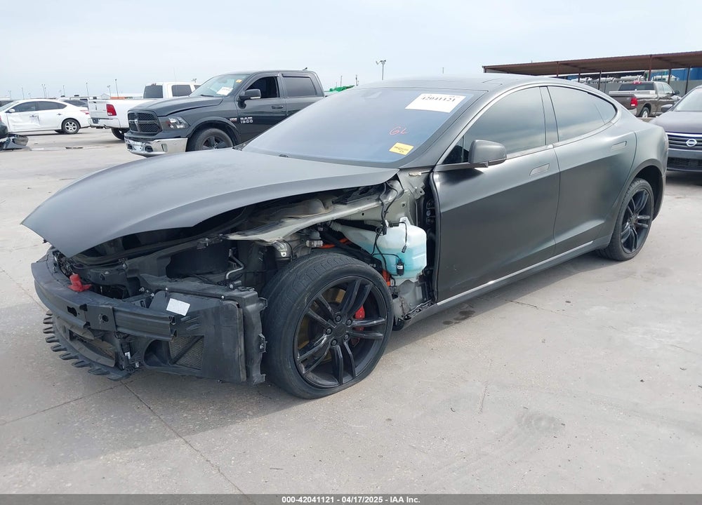 2015 TESLA MODEL S VIN: 5YJSA4H26FFP74220