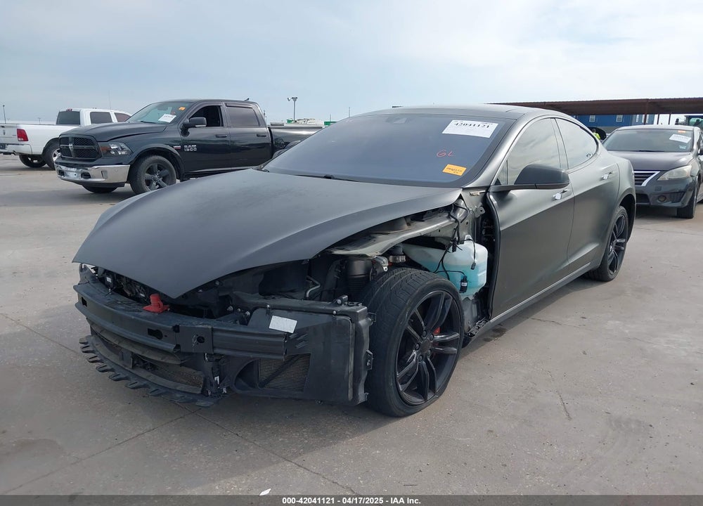 2015 TESLA MODEL S VIN: 5YJSA4H26FFP74220