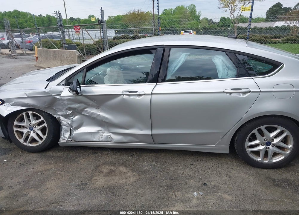 2016 FORD FUSION VIN: 1FA6P0H76G5113235