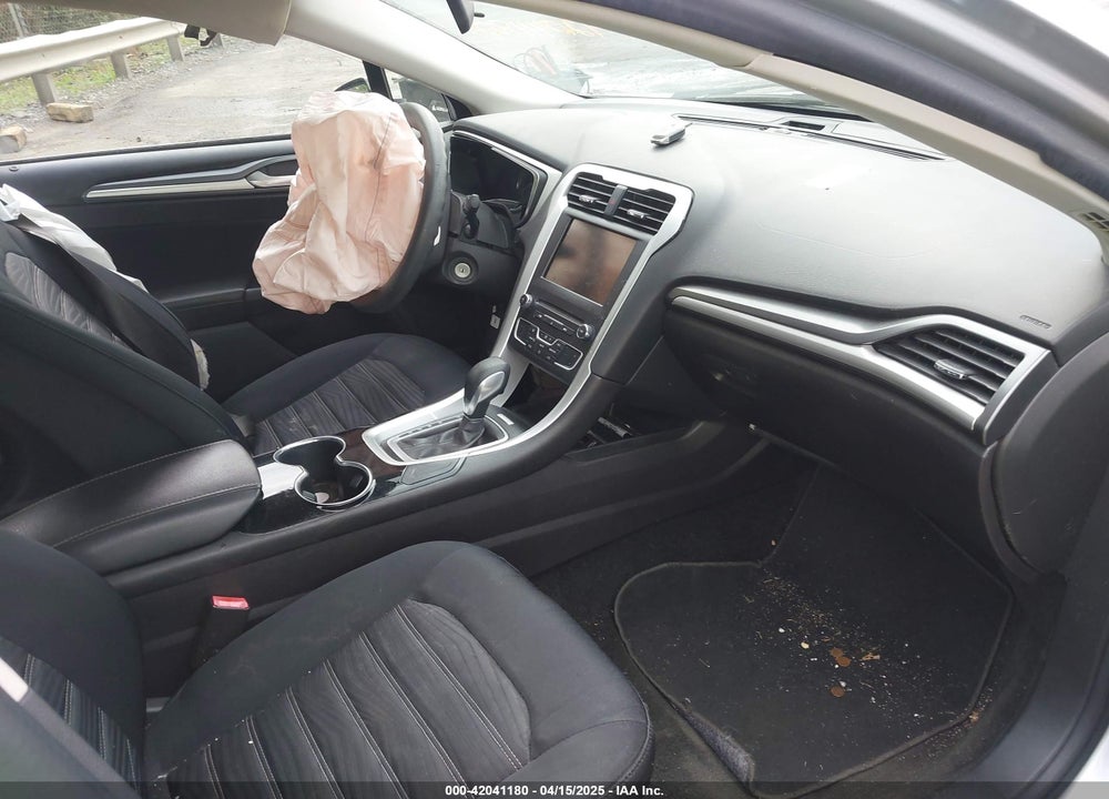 2016 FORD FUSION VIN: 1FA6P0H76G5113235