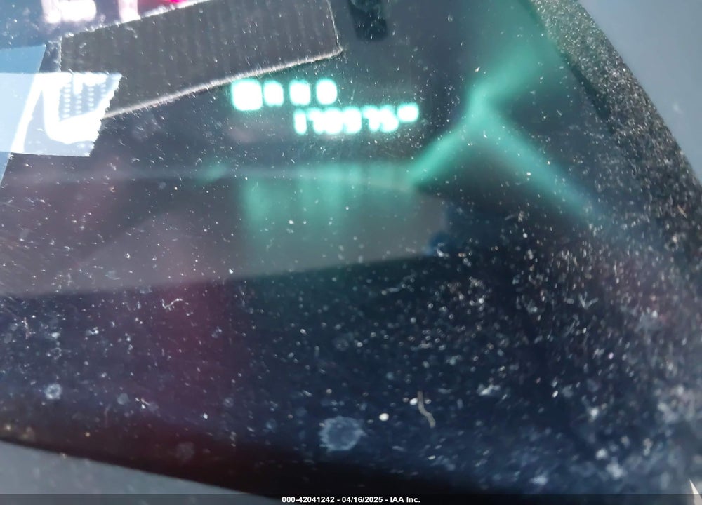 2008 CHRYSLER PACIFICA VIN: 2A8GM68X08R609025