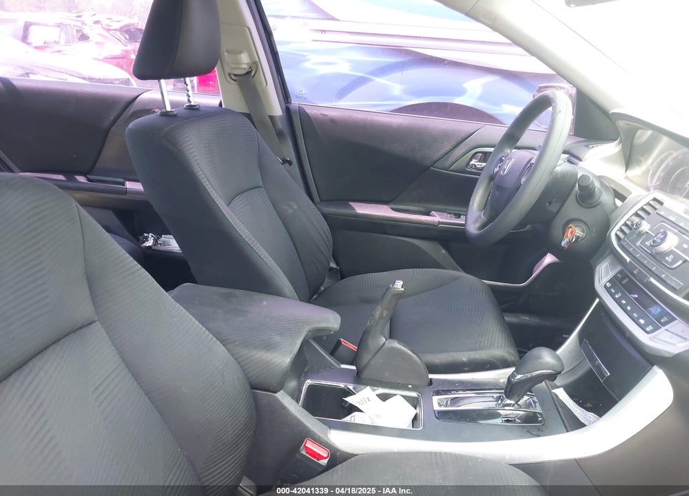 2014 HONDA ACCORD VIN: 1HGCR2F31EA016582
