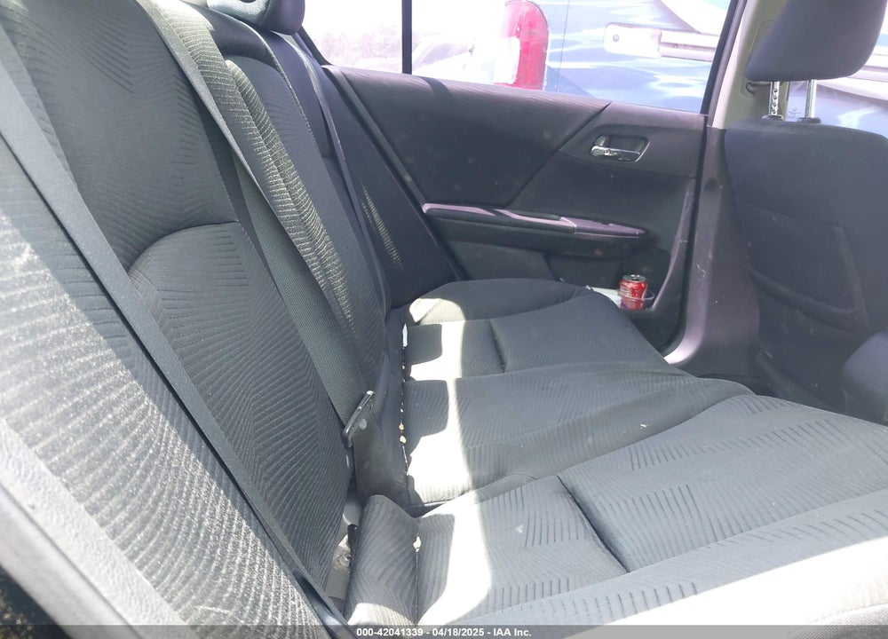 2014 HONDA ACCORD VIN: 1HGCR2F31EA016582
