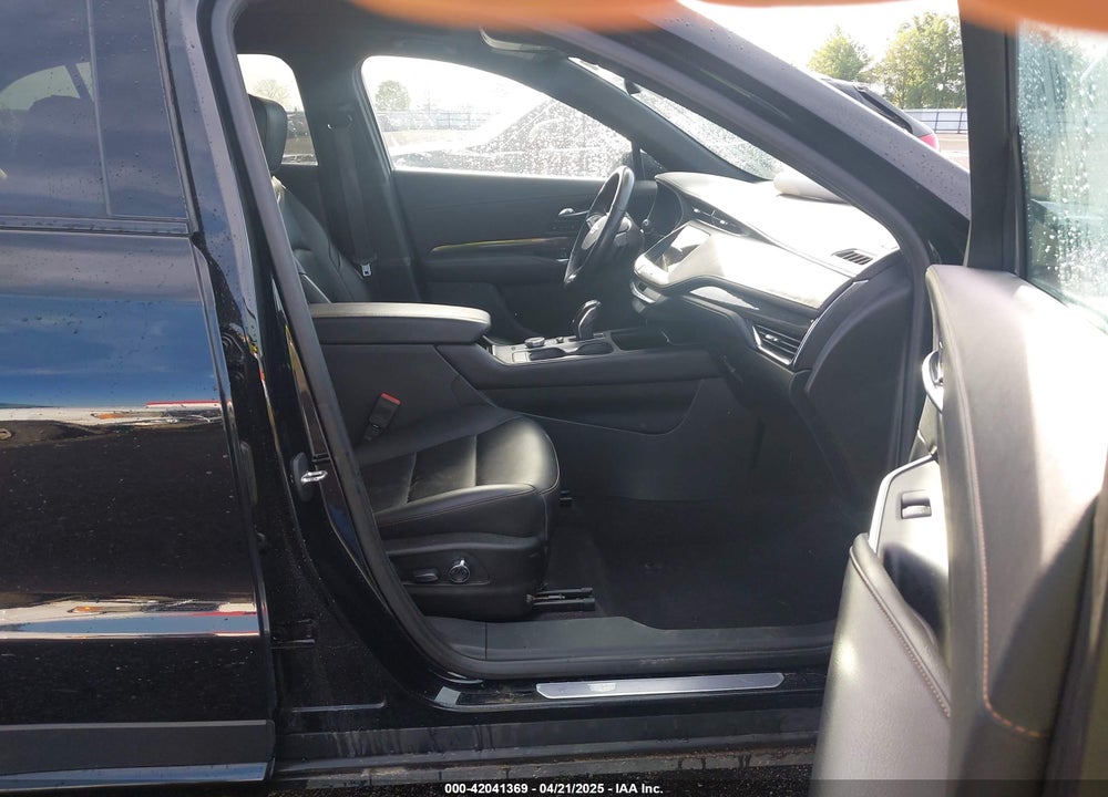 2019 CADILLAC XT4 VIN: 1GYFZFR47KF159925