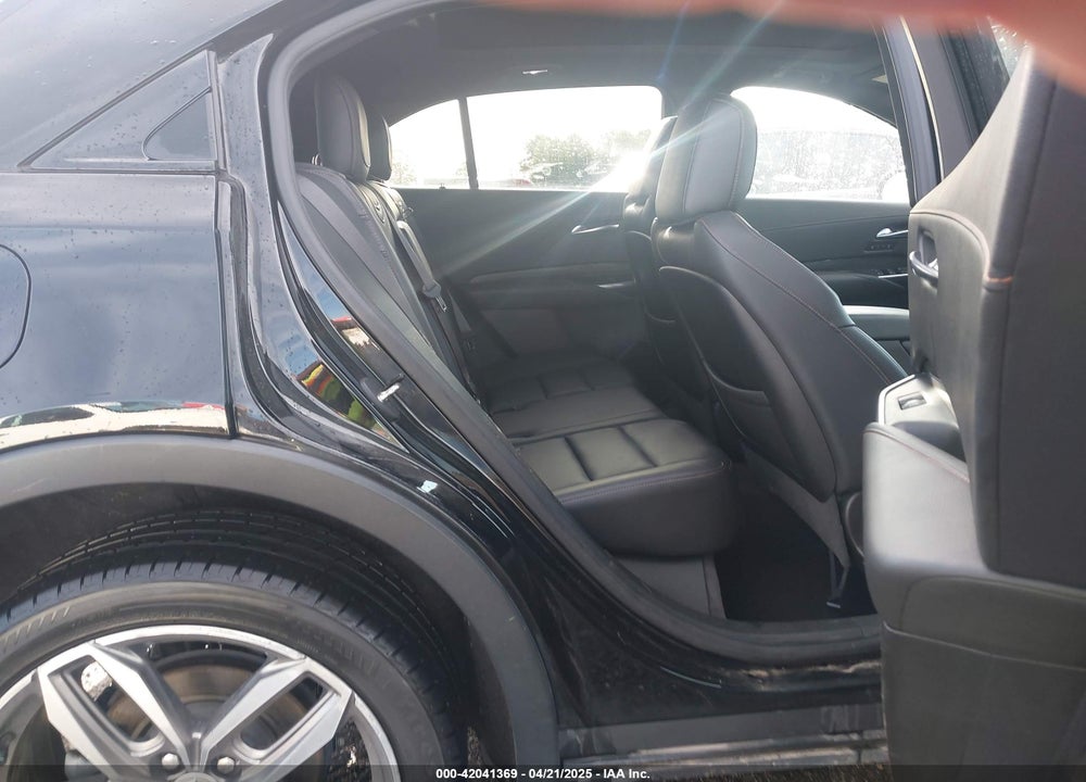 2019 CADILLAC XT4 VIN: 1GYFZFR47KF159925