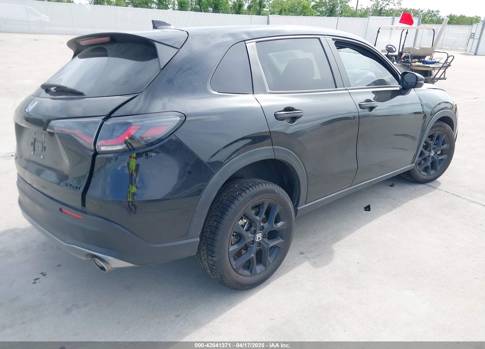 2024 HONDA HR-V VIN: 3CZRZ1H53RM707679