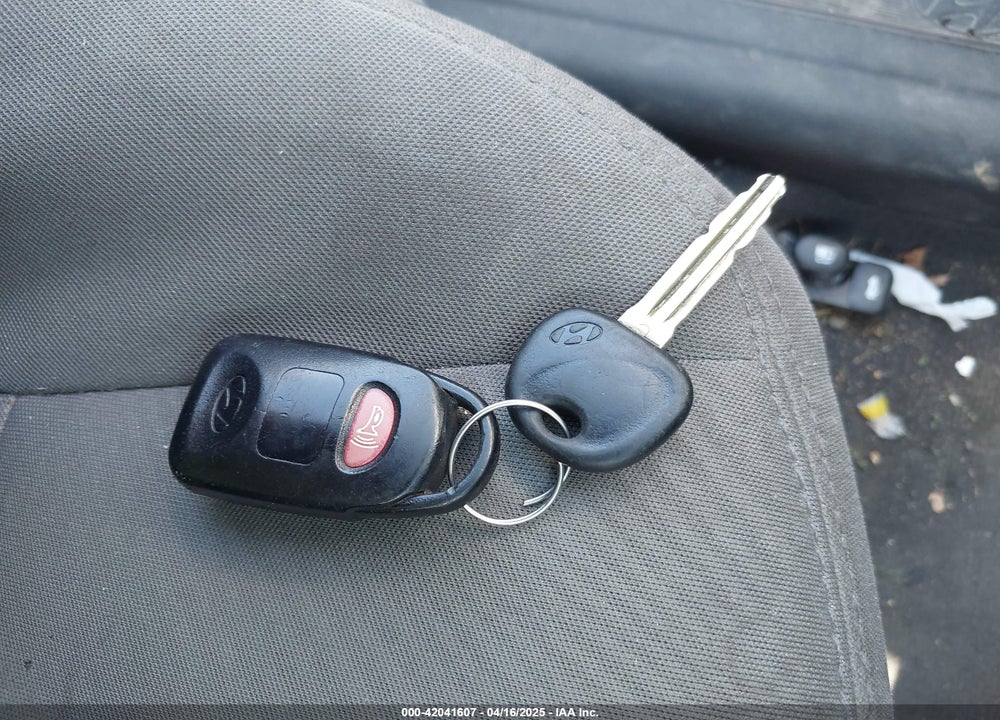 2013 HYUNDAI ELANTRA VIN: 5NPDH4AEXDH369145