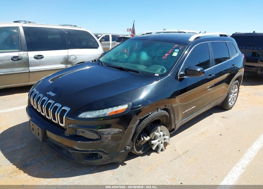 2017 JEEP CHEROKEE VIN: 1C4PJLCB4HW586821