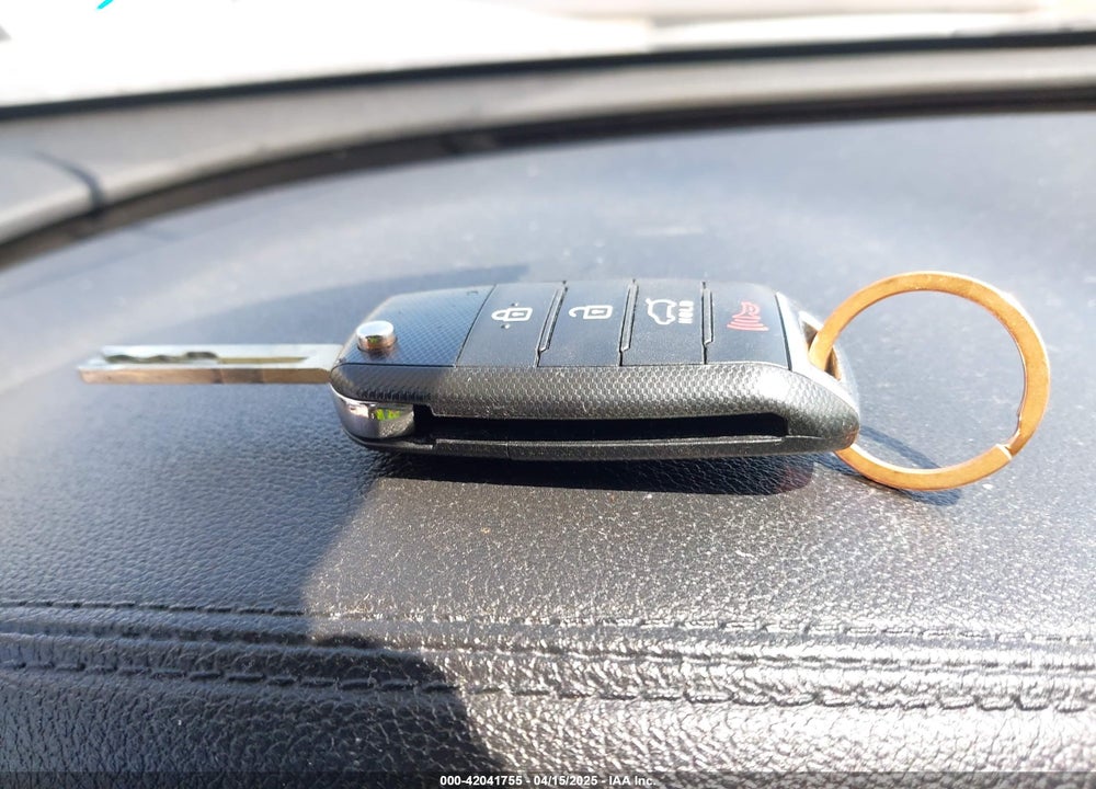 2019 KIA SORENTO 2.4L LX VIN: 5XYPGDA32KG437294