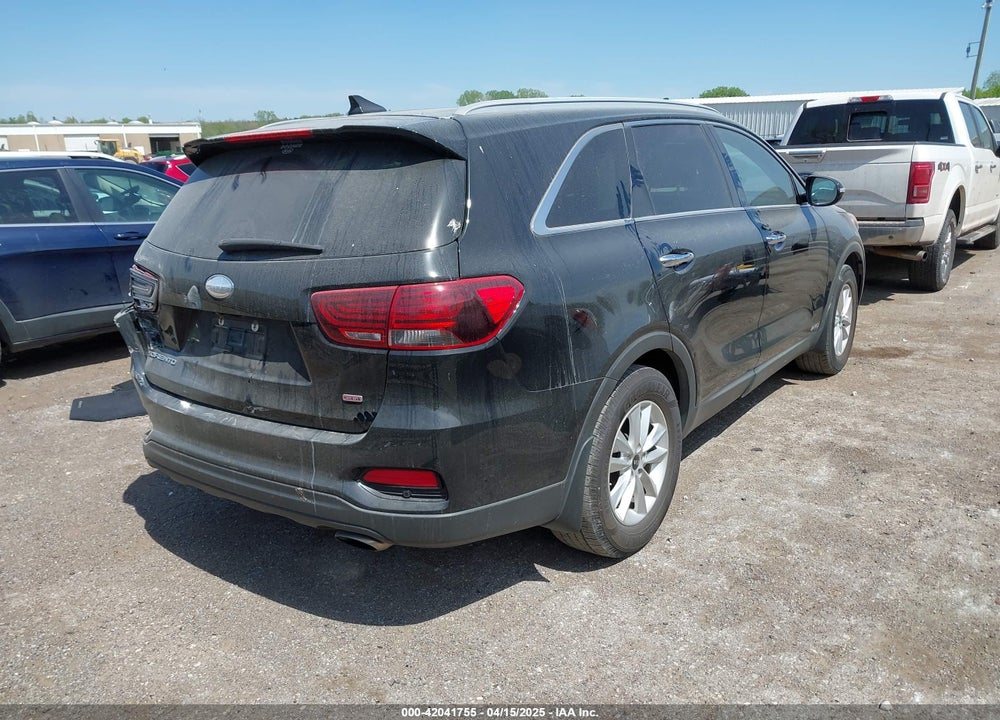 2019 KIA SORENTO 2.4L LX VIN: 5XYPGDA32KG437294