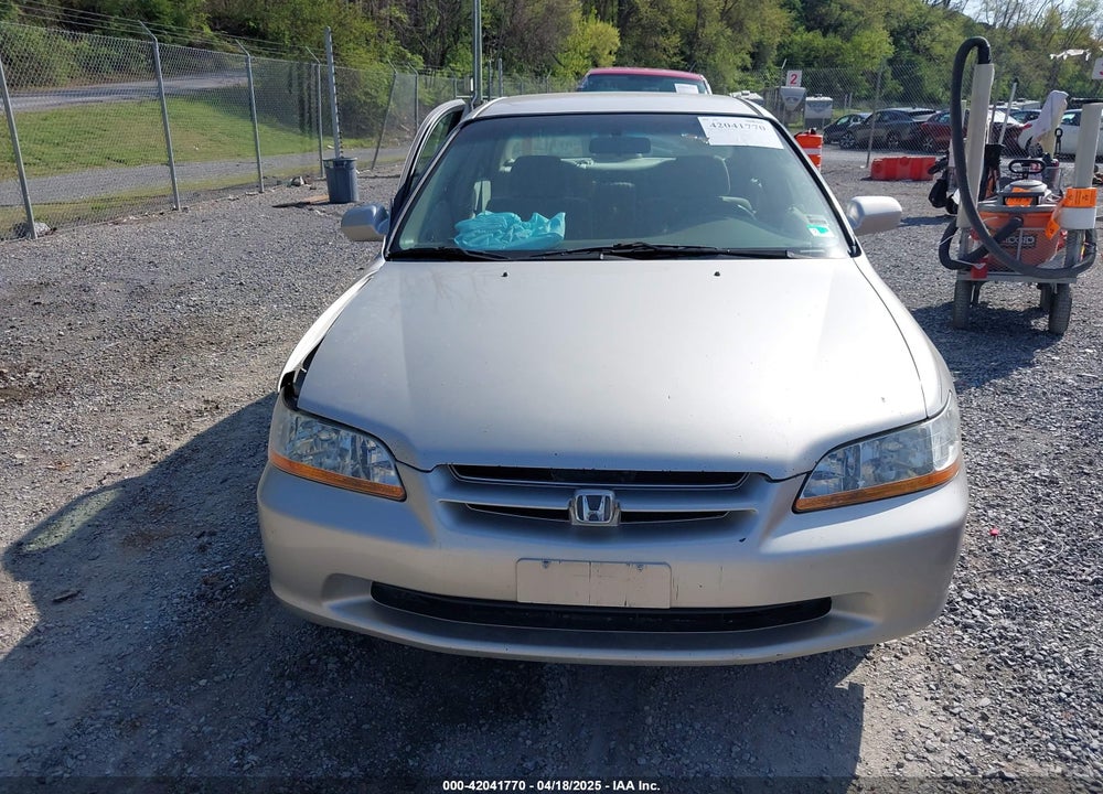 1998 HONDA ACCORD VIN: 1HGCG5644WA144610