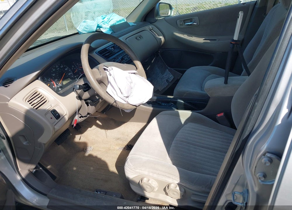 1998 HONDA ACCORD VIN: 1HGCG5644WA144610