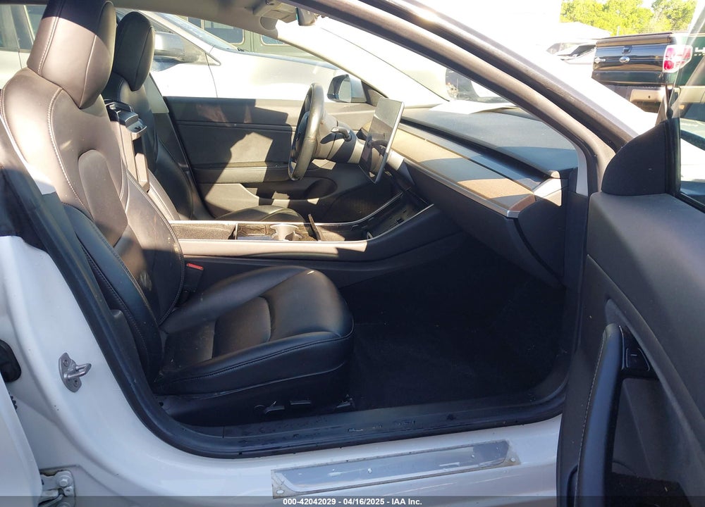 2019 TESLA MODEL 3 VIN: 5YJ3E1EAXKF412257