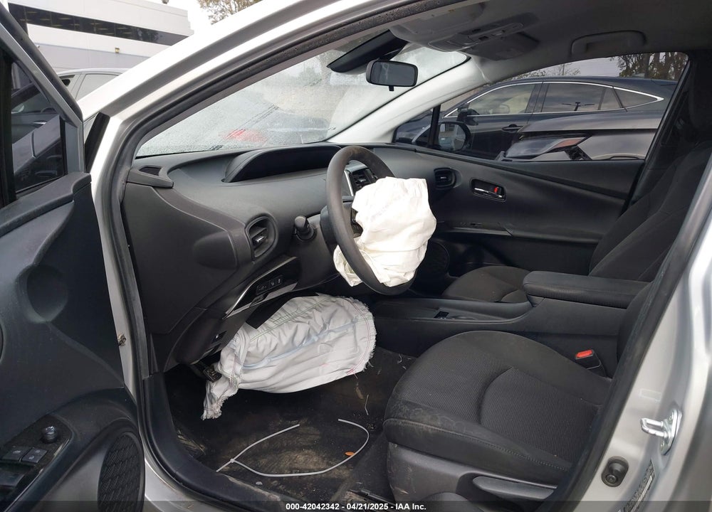 2020 TOYOTA PRIUS VIN: JTDKARFU4L3115594
