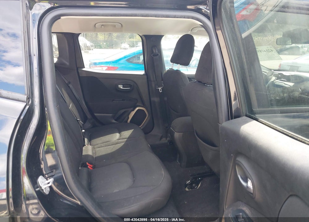 2016 JEEP RENEGADE VIN: ZACCJBBT4GPE06560