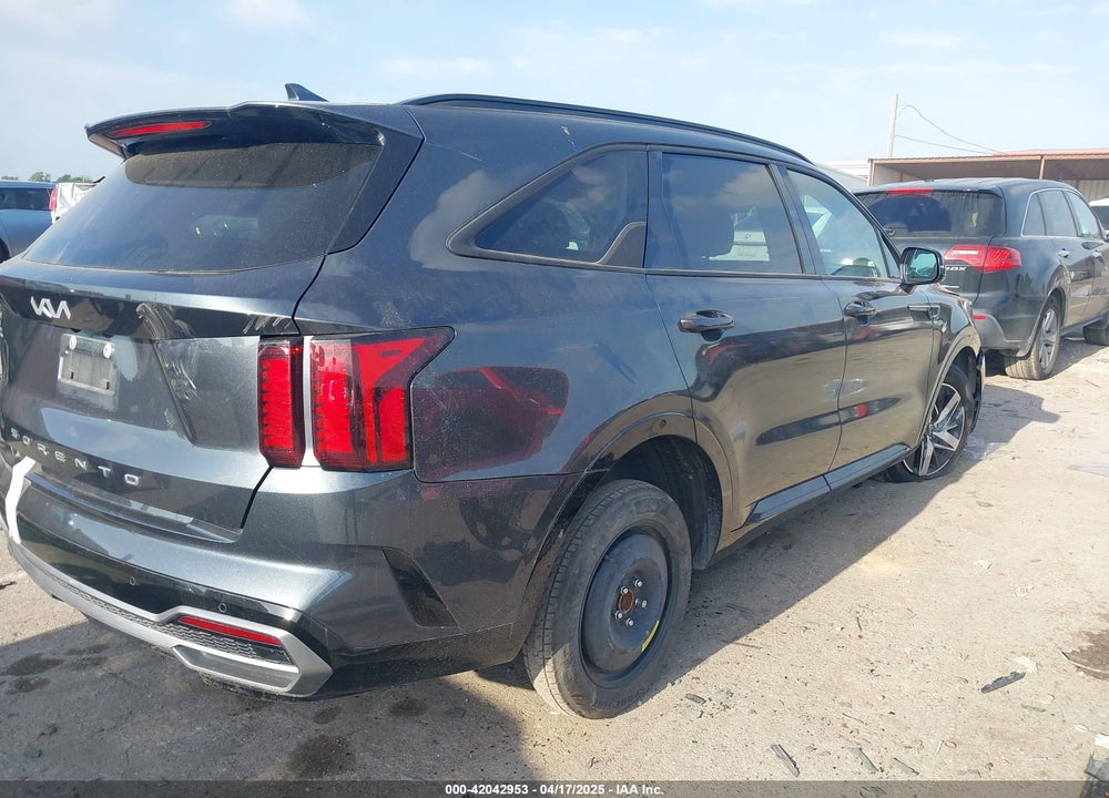 2022 KIA SORENTO VIN: 5XYRL4LC6NG118017