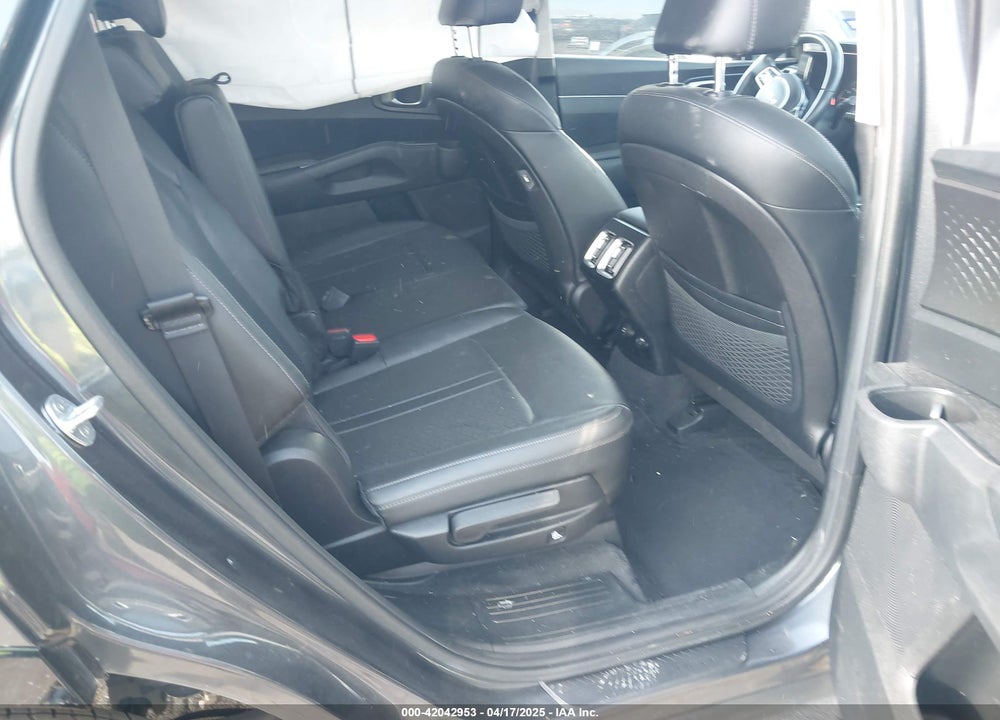 2022 KIA SORENTO VIN: 5XYRL4LC6NG118017
