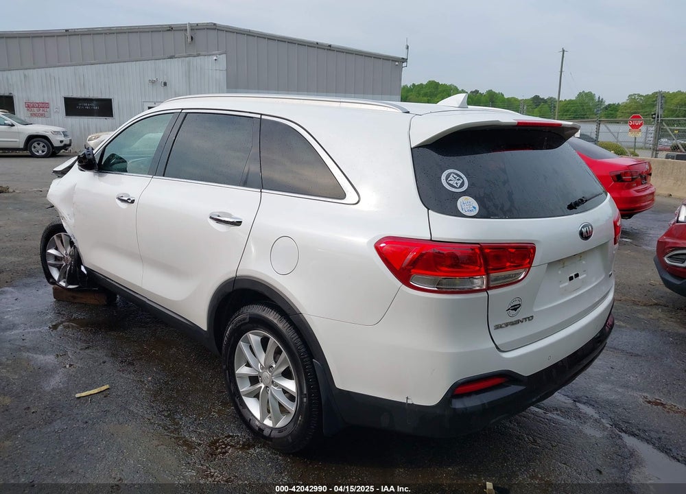 2016 KIA SORENTO 2.4L LX VIN: 5XYPG4A37GG089824