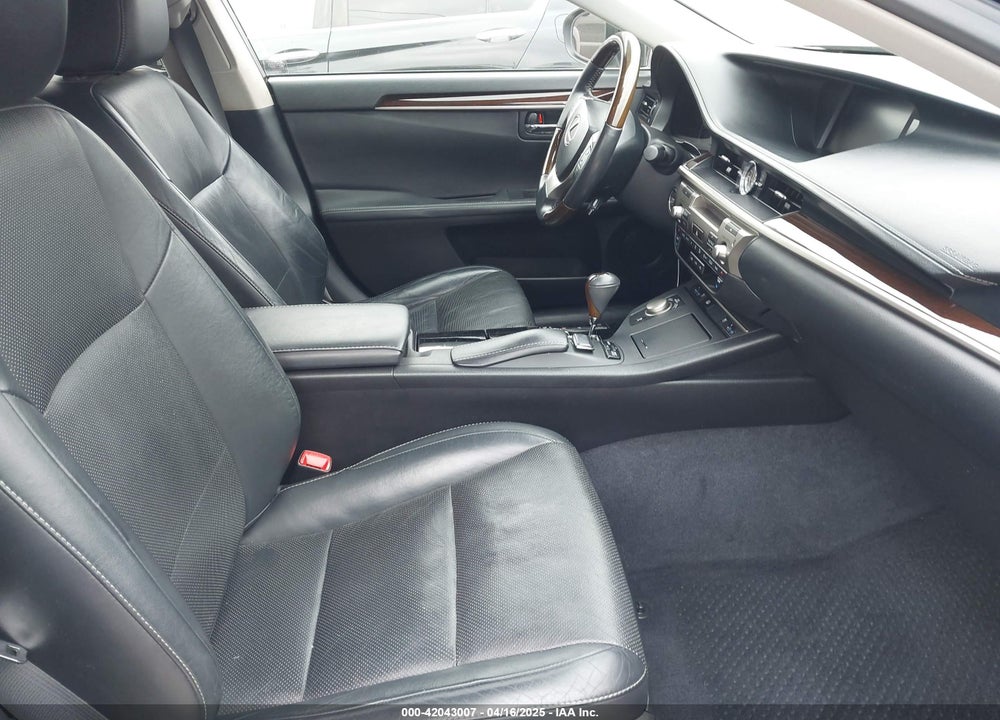2013 LEXUS ES VIN: JTHBK1GGXD2037660