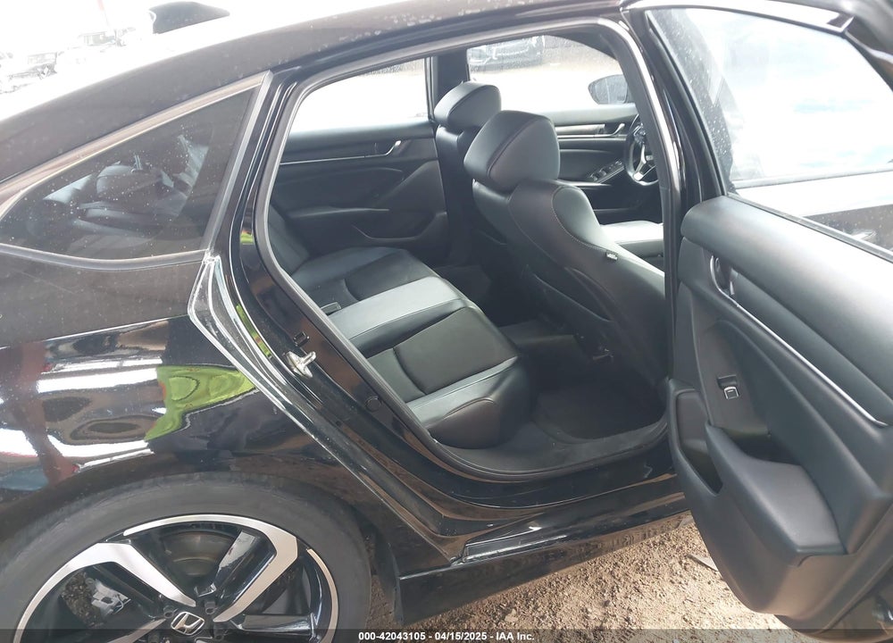 2018 HONDA ACCORD VIN: 1HGCV2F39JA001723